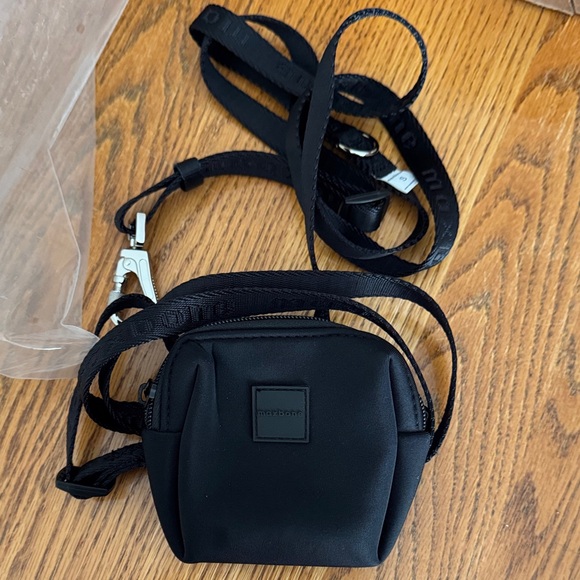 Go with ease dog pouch + leash